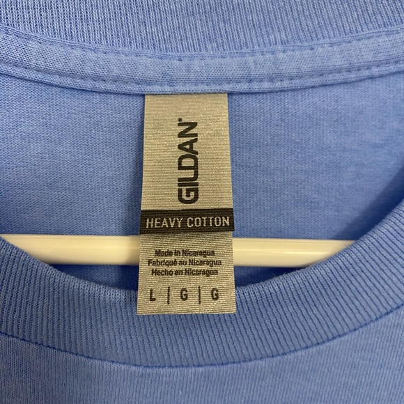 New Gildan but without tags long sleeve cotton graphic tee size L - Picture 3 of 5